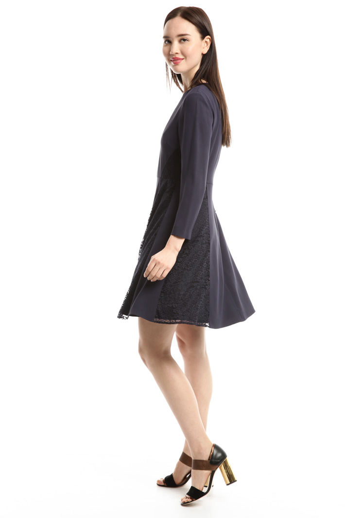 Abito in crepe enver satin Diffusione Tessile Abito in crepe enver satin Diffusione Tessile