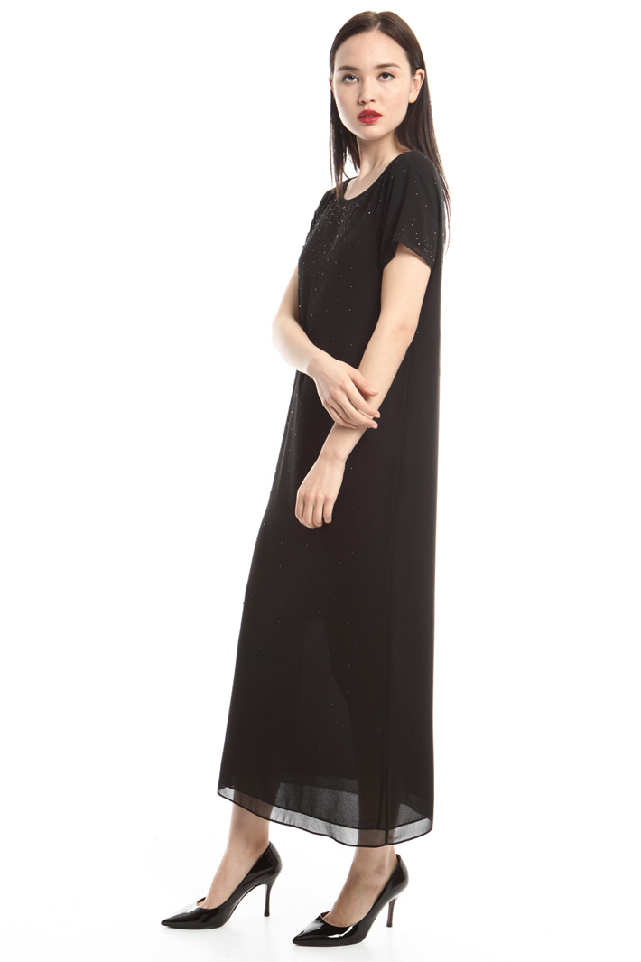 Abito in georgette con strass Diffusione Tessile Abito in georgette con strass Diffusione Tessile