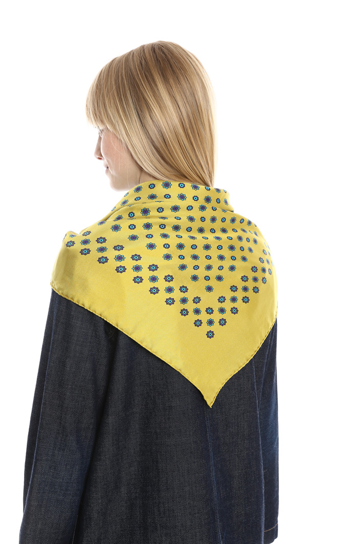 Foulard in raso di seta Diffusione Tessile Foulard in raso di seta Diffusione Tessile