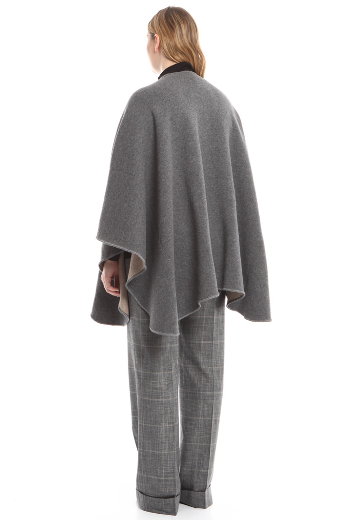 Poncho in lana doppia Diffusione Tessile Poncho in lana doppia Diffusione Tessile