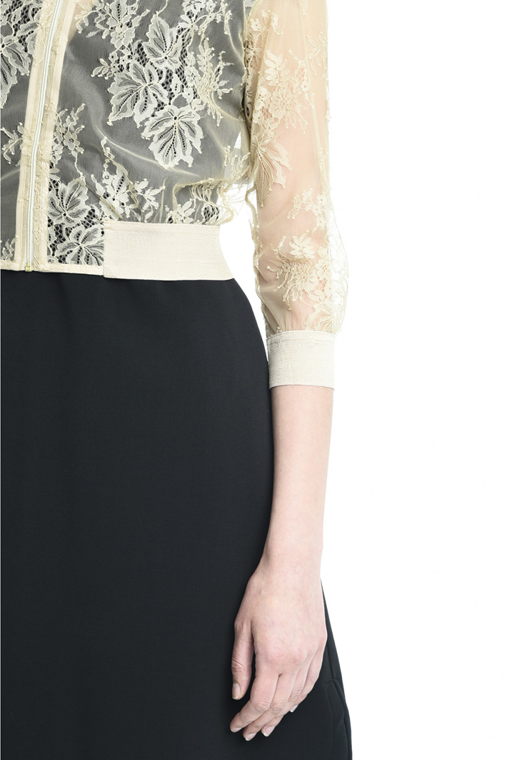 Giacca in tulle e pizzo Diffusione Tessile Giacca in tulle e pizzo Diffusione Tessile