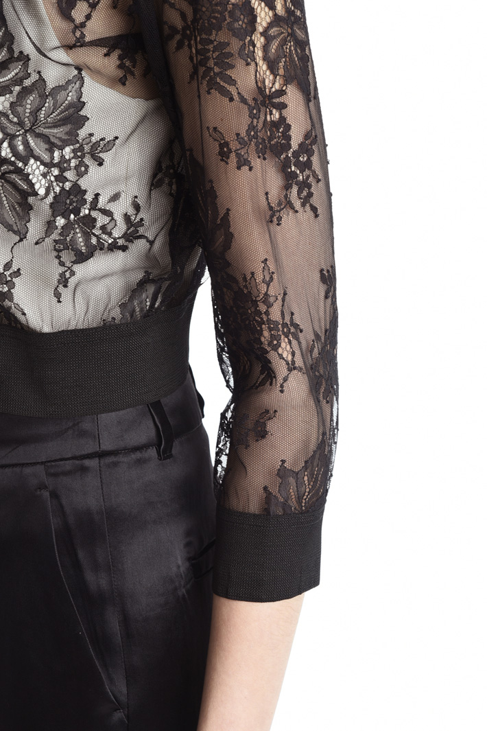 Giacca in tulle e pizzo Diffusione Tessile Giacca in tulle e pizzo Diffusione Tessile