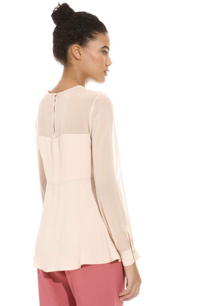 Crepe and georgette shirt Intrend Crepe and georgette shirt Intrend