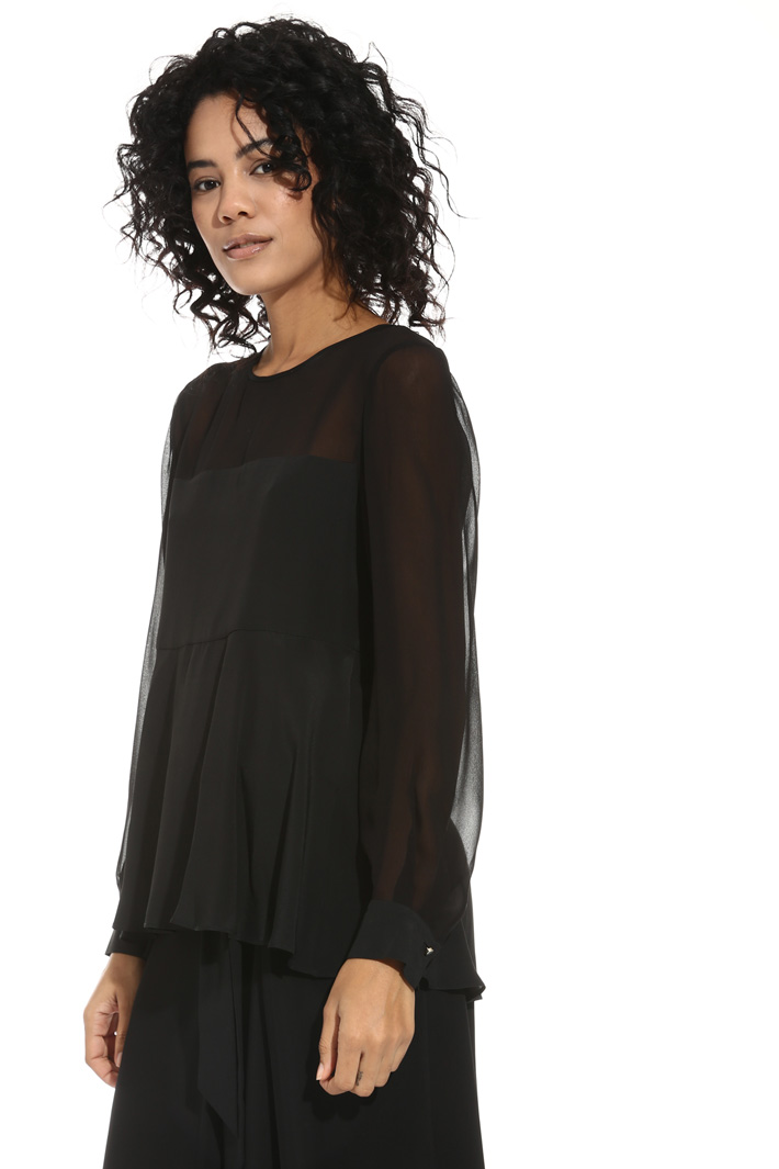 Crepe and georgette shirt Intrend Crepe and georgette shirt Intrend