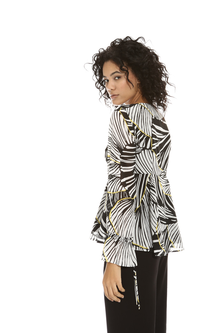 Blusa peplo in georgette Intrend Blusa peplo in georgette Intrend
