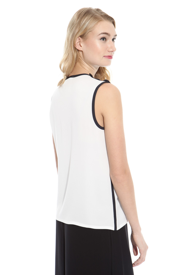 Contrasting edge top Diffusione Tessile Contrasting edge top Diffusione Tessile