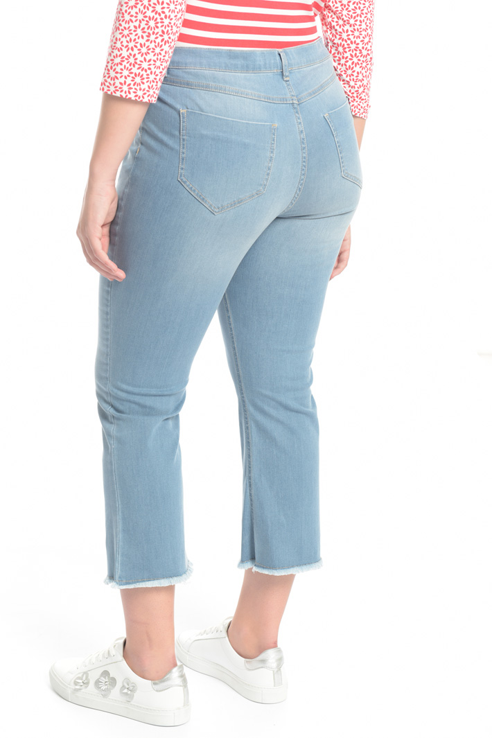 Jeans con orlo sfrangiato Intrend Jeans con orlo sfrangiato Intrend