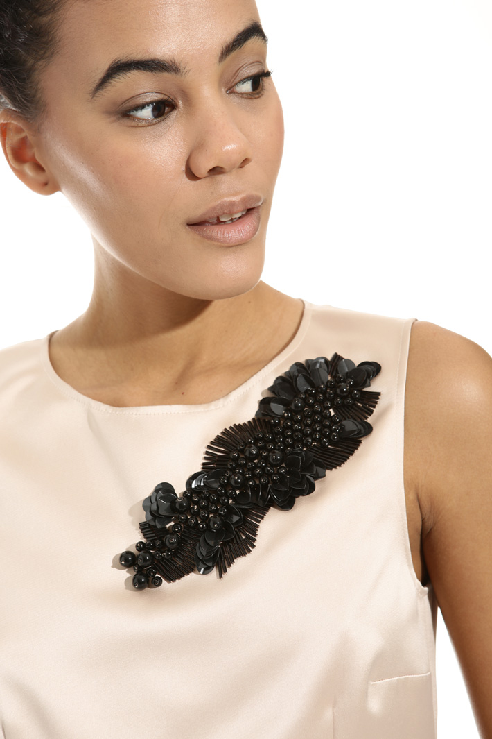 Bijou embroidery dress Intrend Bijou embroidery dress Intrend