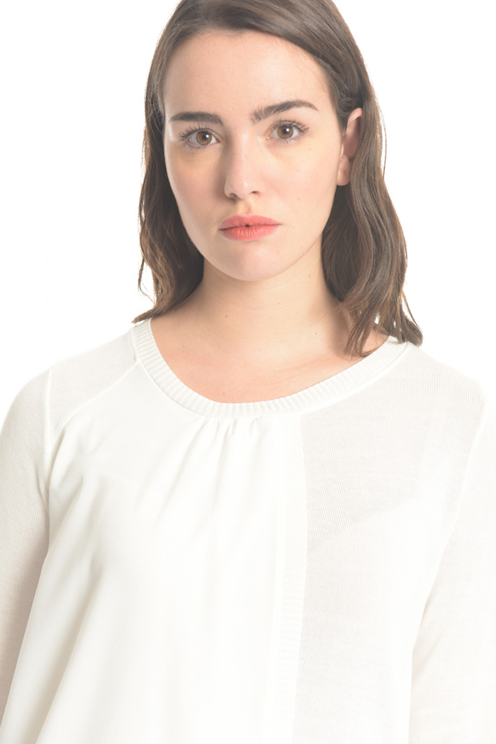 Maglia in viscosa fluida Intrend Maglia in viscosa fluida Intrend
