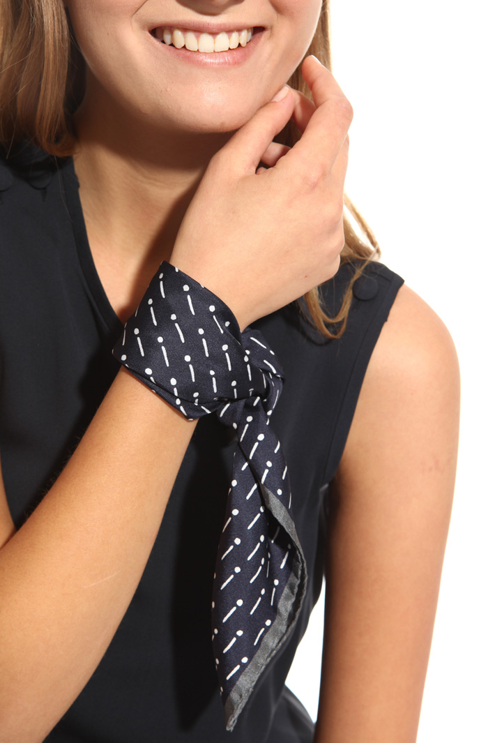 Silk twill foulard Diffusione Tessile Silk twill foulard Diffusione Tessile