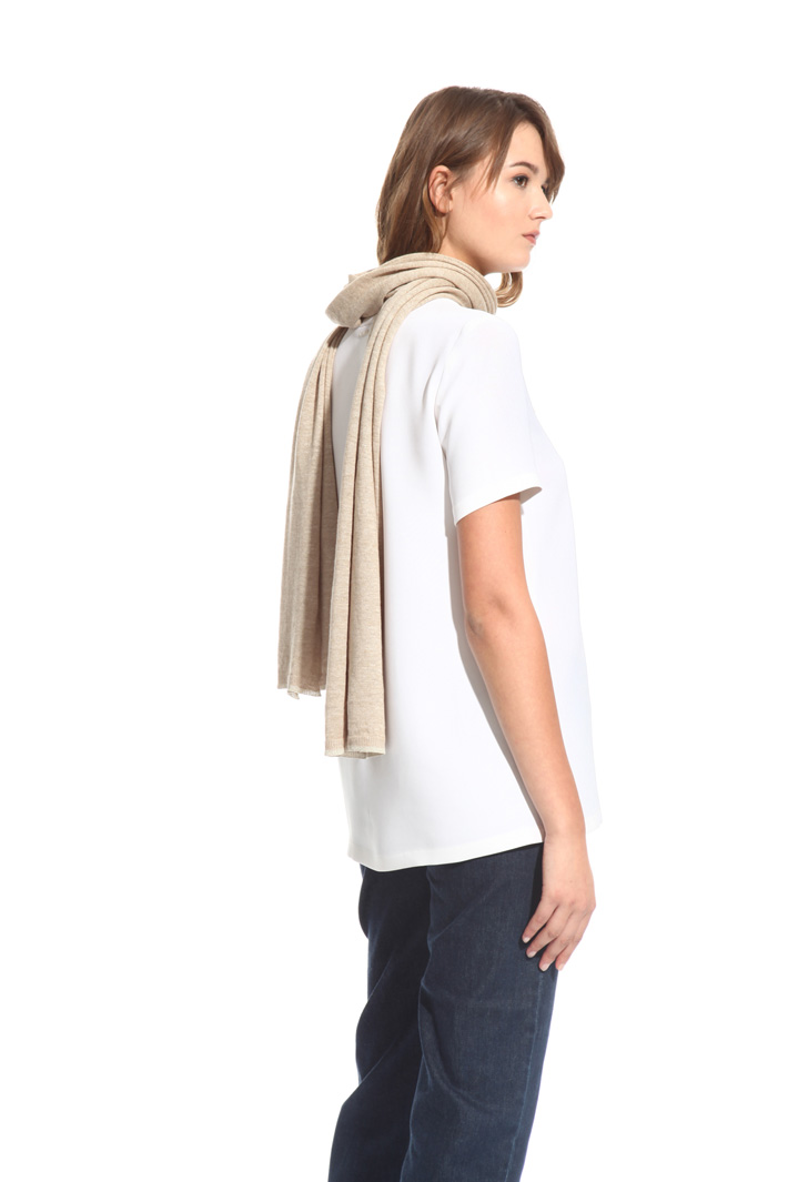 Soft scarf in pure linen Intrend Soft scarf in pure linen Intrend