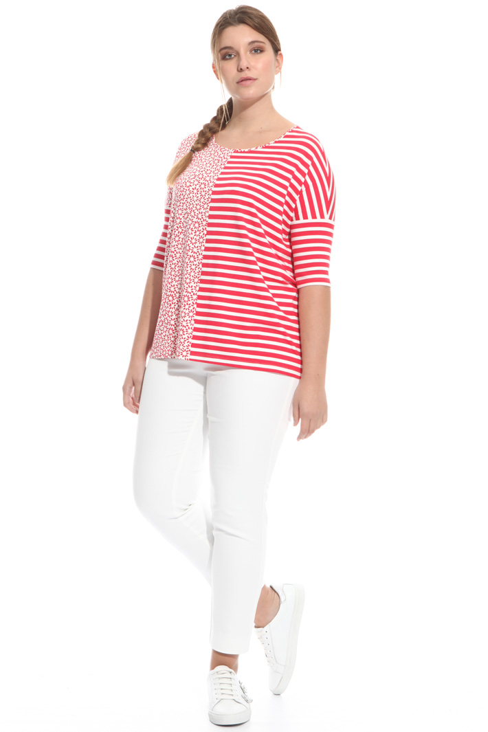 T-shirt stampata fantasia Intrend T-shirt stampata fantasia Intrend