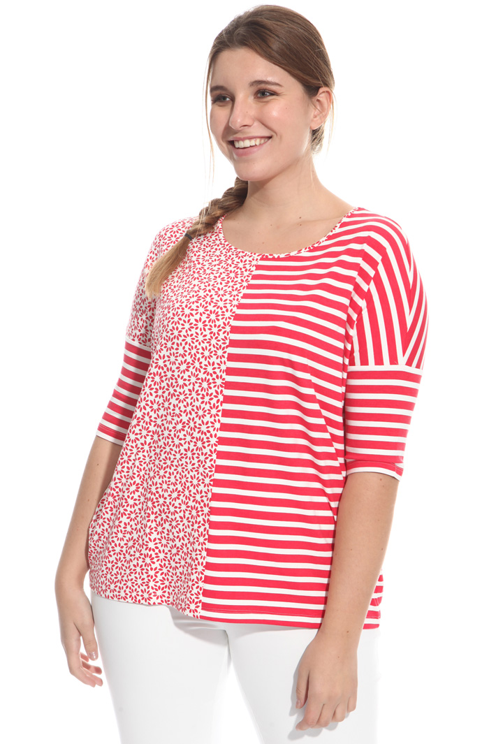 T-shirt stampata fantasia Intrend T-shirt stampata fantasia Intrend