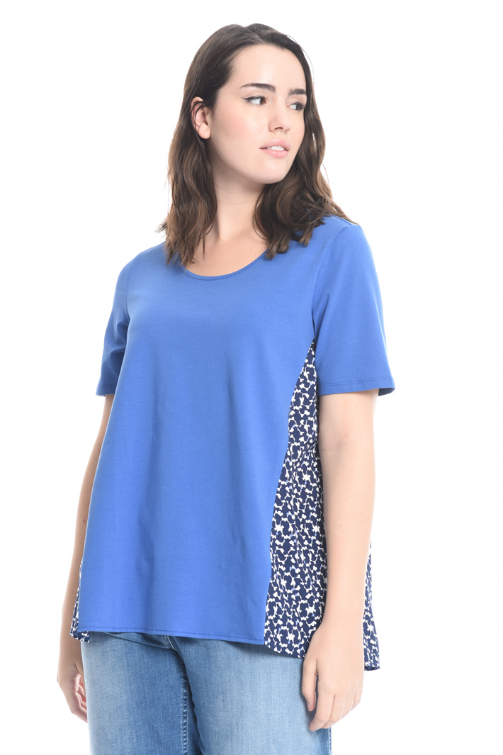 T-shirt con inserto crepe Intrend T-shirt con inserto crepe Intrend