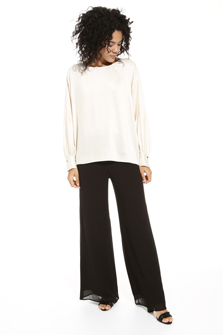 Puff sleeve blouse Intrend Puff sleeve blouse Intrend