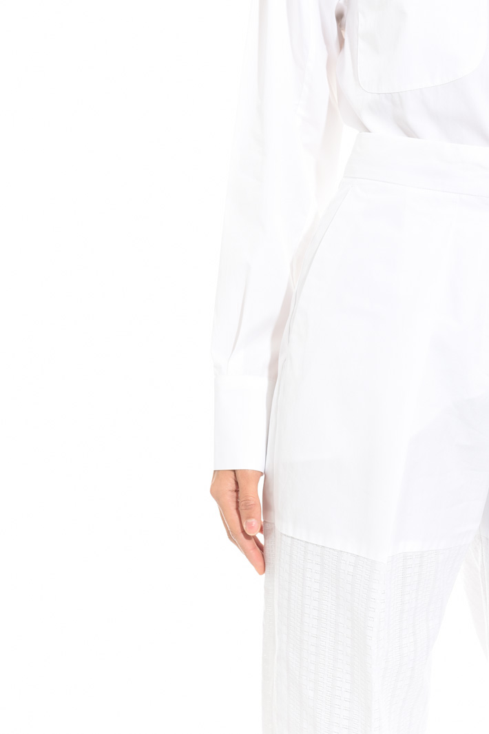 Trousers with jacquard leg
Intrend Trousers with jacquard leg
Intrend