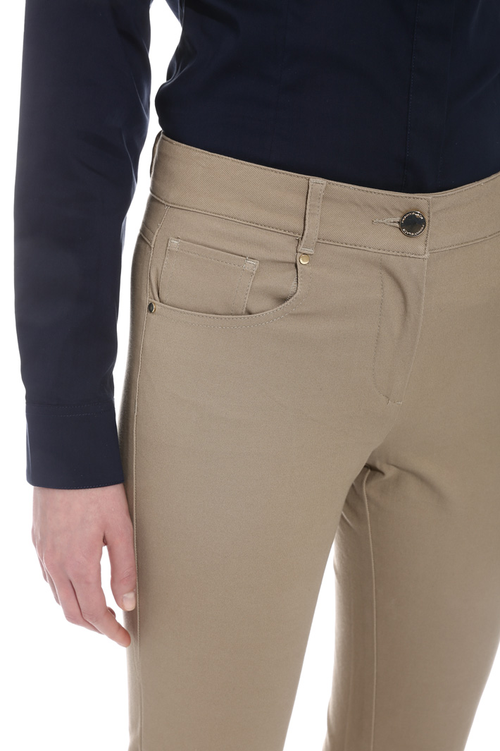 Trousers in stretch fabric Intrend Trousers in stretch fabric Intrend