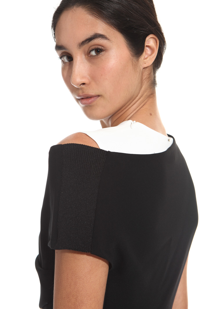 Longuette sheath dress Intrend Longuette sheath dress Intrend