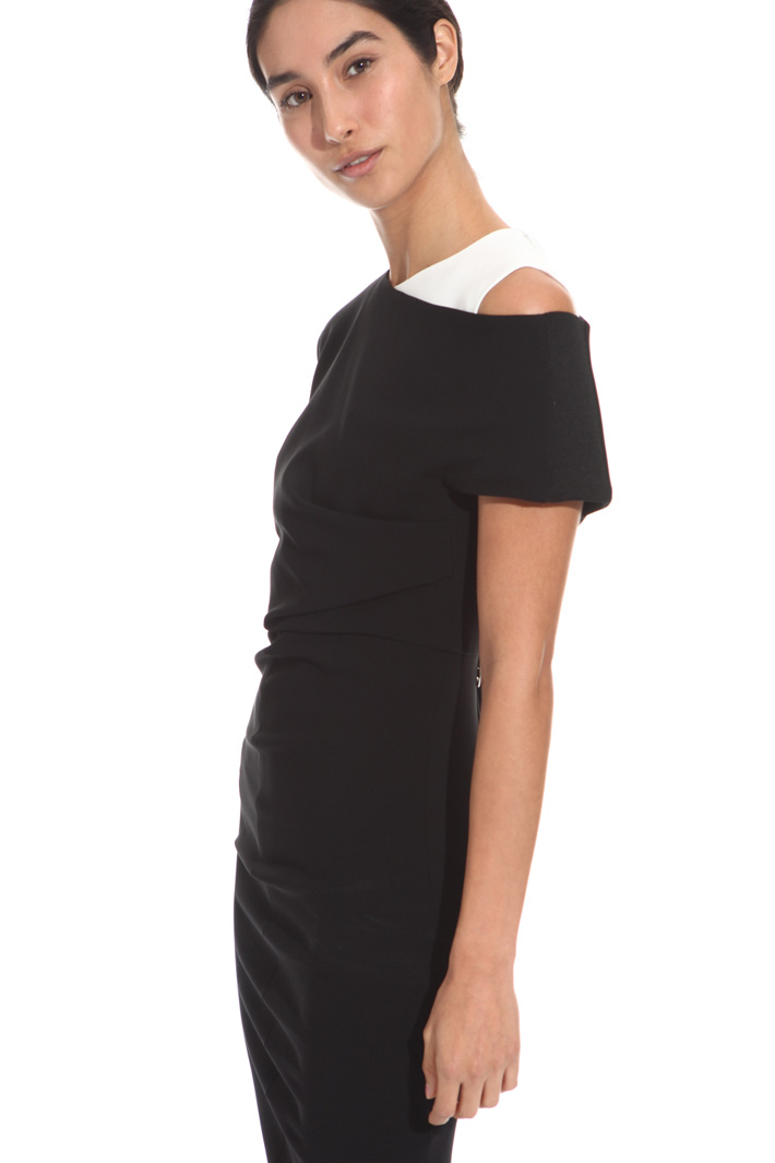 Longuette sheath dress Intrend Longuette sheath dress Intrend