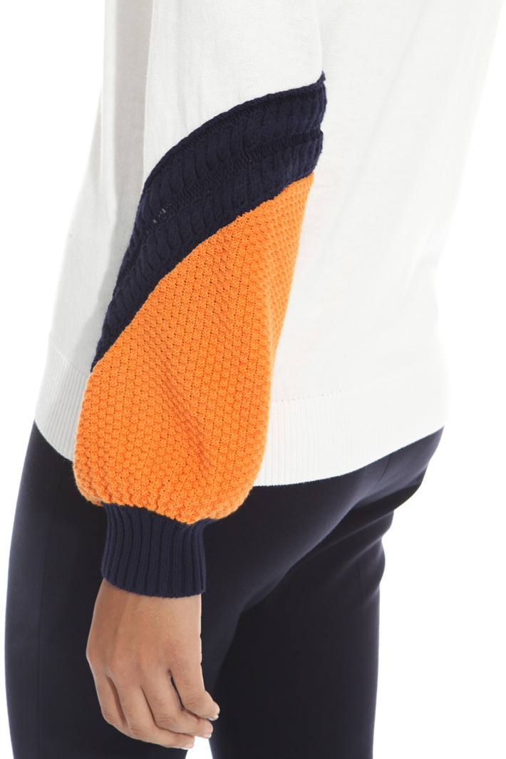 Wide sleeve sweater Intrend Wide sleeve sweater Intrend