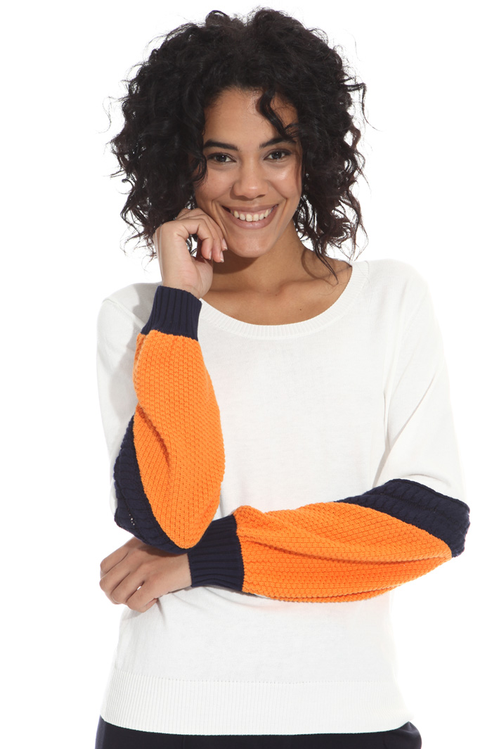 Wide sleeve sweater Intrend Wide sleeve sweater Intrend