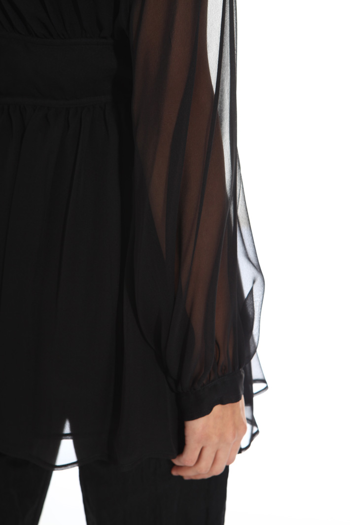 Silk georgette blouse Intrend Silk georgette blouse Intrend