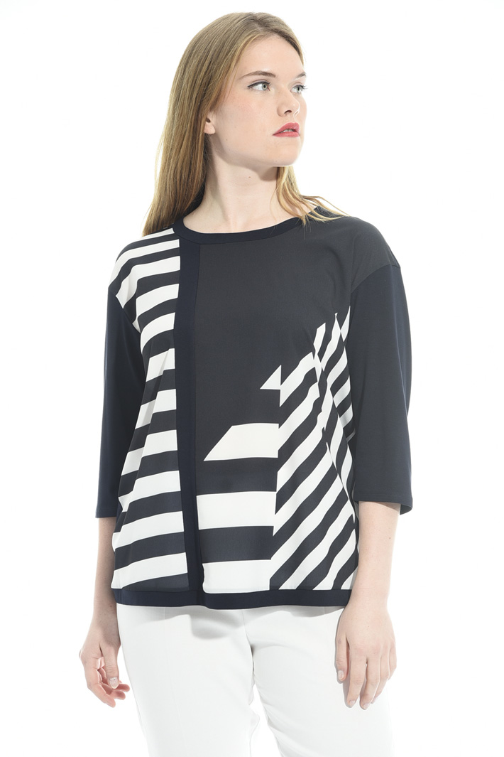T-shirt in jersey and crepe Intrend T-shirt in jersey and crepe Intrend