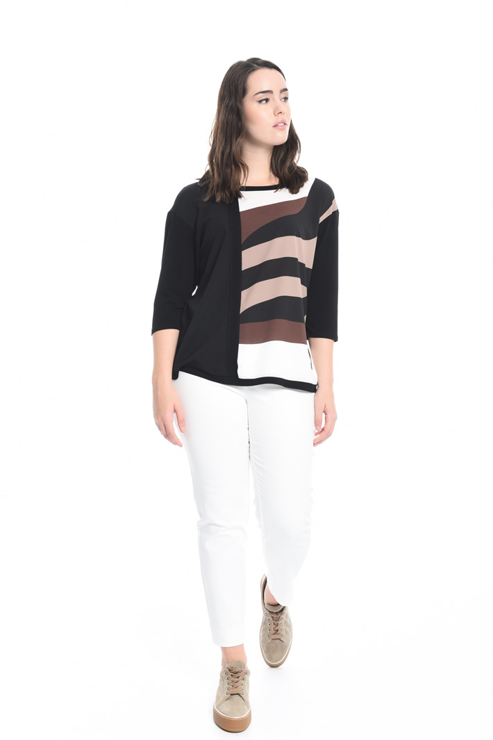 T-shirt in jersey and crepe Intrend T-shirt in jersey and crepe Intrend