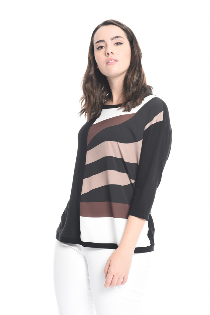 T-shirt in jersey and crepe Intrend T-shirt in jersey and crepe Intrend