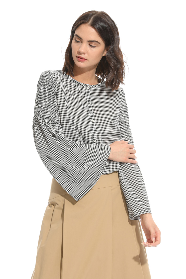 Flared sleeve blouse Intrend Flared sleeve blouse Intrend