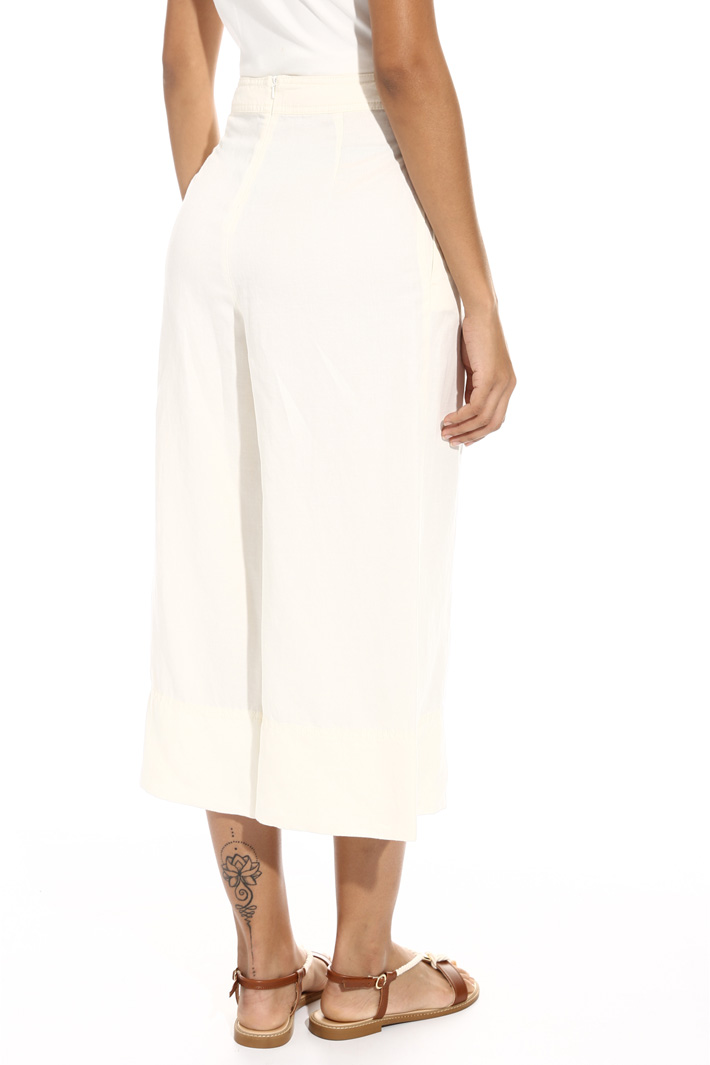 Wide cropped trousers Intrend Wide cropped trousers Intrend