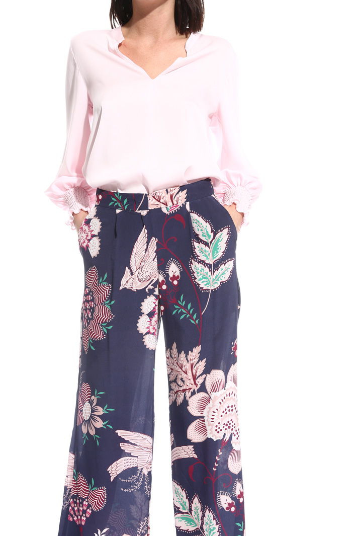 Pantalone cropped in seta Intrend Pantalone cropped in seta Intrend