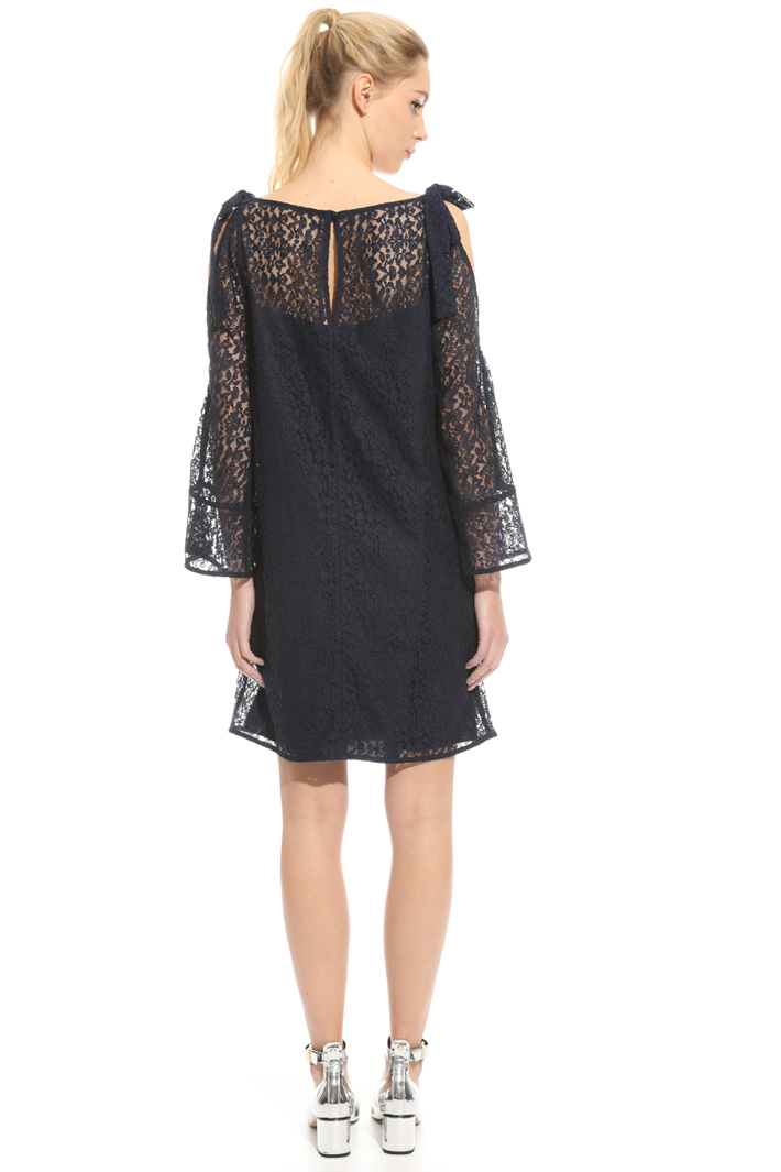 Short lace dress Intrend Short lace dress Intrend