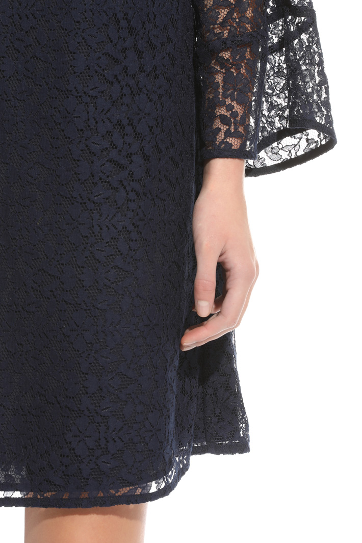 Short lace dress Intrend Short lace dress Intrend