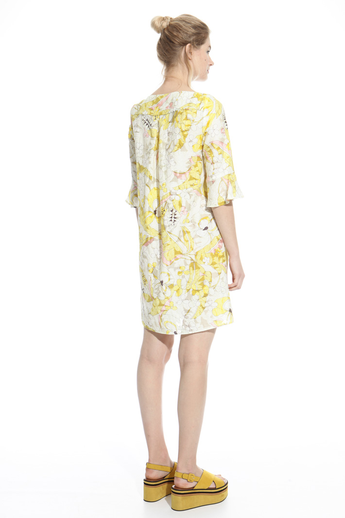 Organza devoré dress
Intrend Organza devoré dress
Intrend