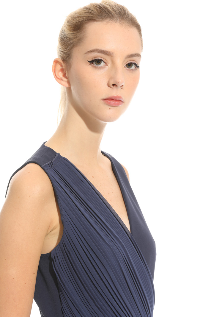 Pleated jumpsuit Intrend Pleated jumpsuit Intrend