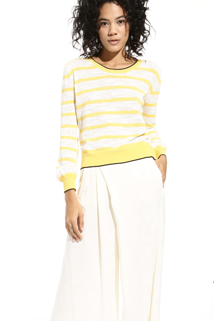 Lightweight cotton sweater Intrend Lightweight cotton sweater Intrend