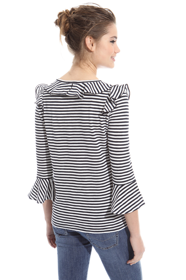 T-shirt con volant Intrend T-shirt con volant Intrend