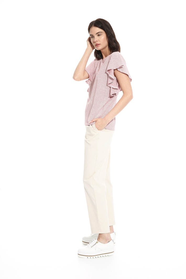 T-shirt con maniche volant Intrend T-shirt con maniche volant Intrend