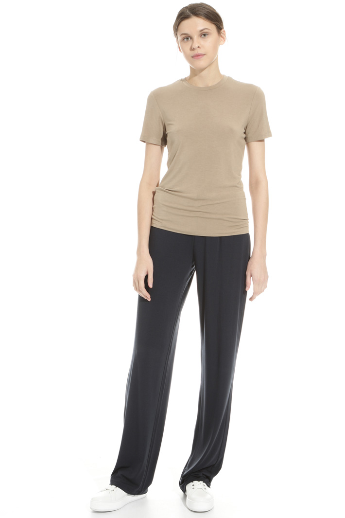 T-shirt girocollo in viscosa Intrend T-shirt girocollo in viscosa Intrend