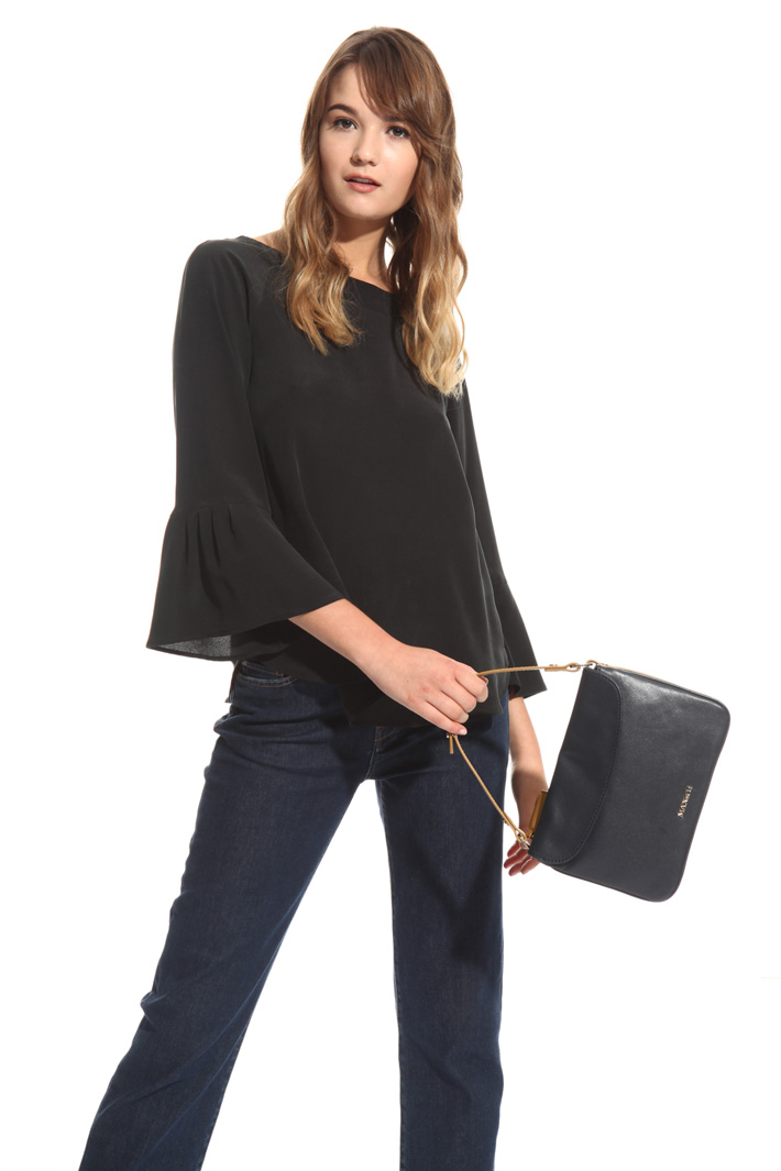 Two-tone leather pochette Diffusione Tessile Two-tone leather pochette Diffusione Tessile