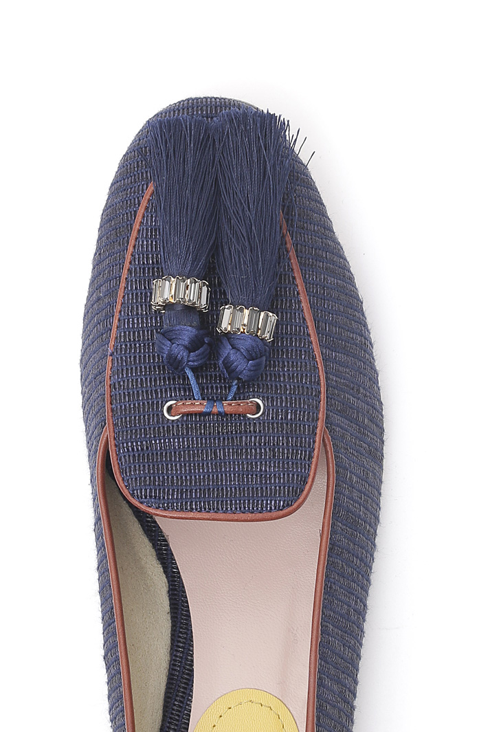 Moccasin with tassels Diffusione Tessile Moccasin with tassels Diffusione Tessile
