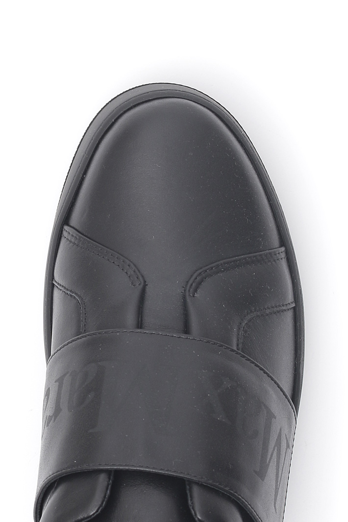 Sneakers in pelle semi lucida Intrend Sneakers in pelle semi lucida Intrend