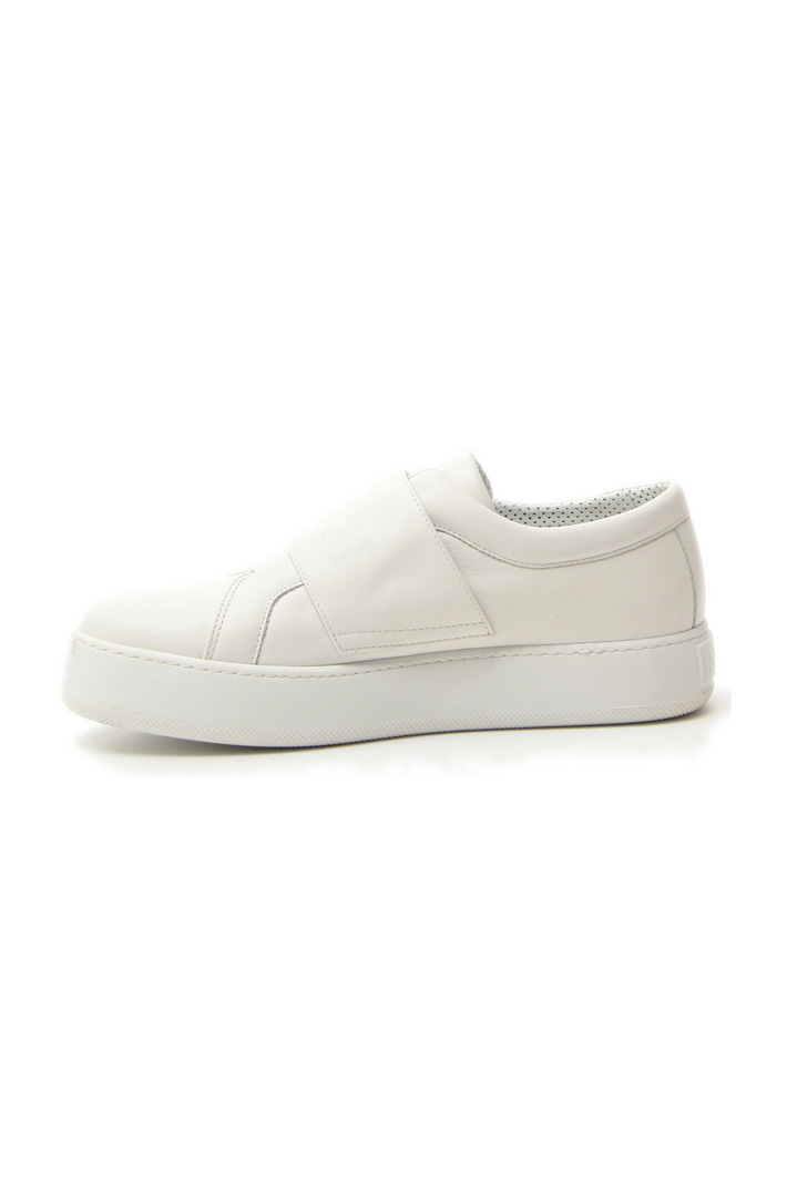 Sneakers in pelle semi lucida Intrend Sneakers in pelle semi lucida Intrend