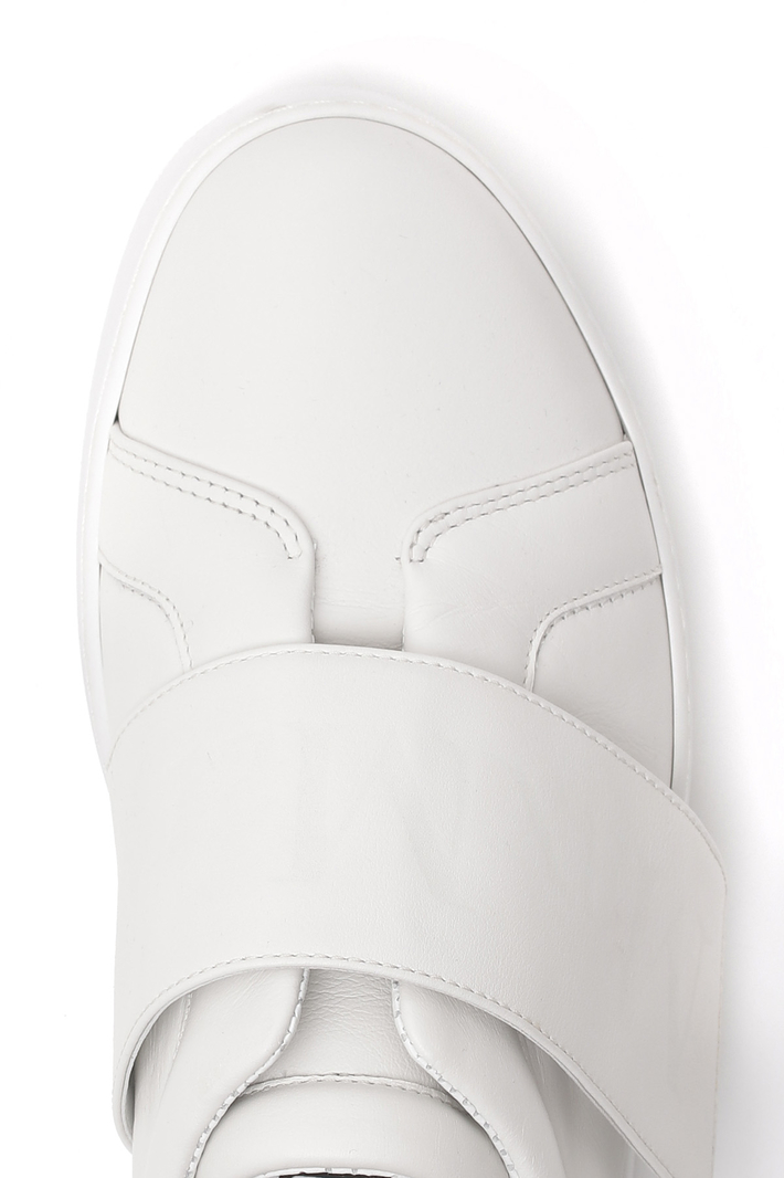 Sneakers in pelle semi lucida Intrend Sneakers in pelle semi lucida Intrend