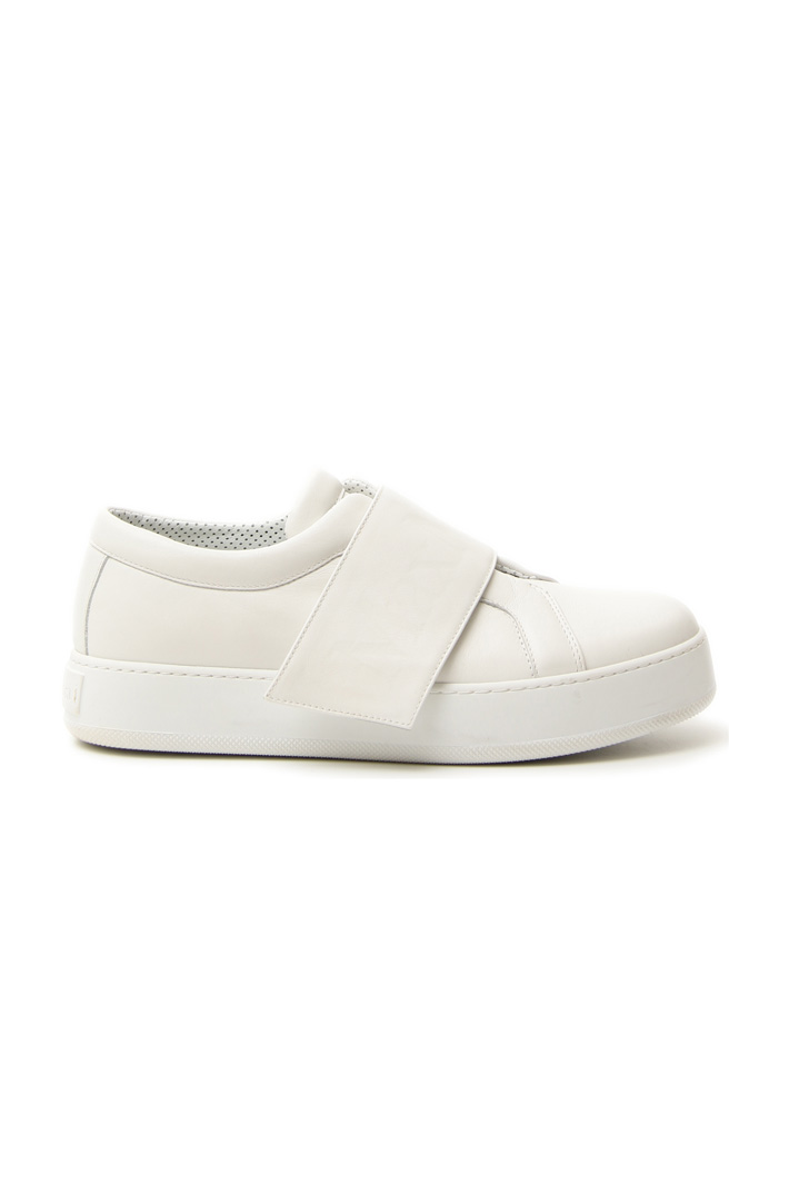 Sneakers in pelle semi lucida Intrend Sneakers in pelle semi lucida Intrend