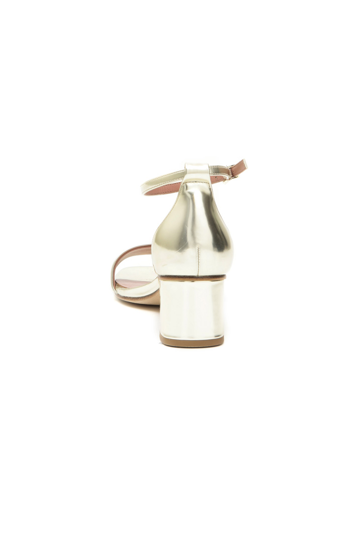 Laminated sandals Diffusione Tessile Laminated sandals Diffusione Tessile