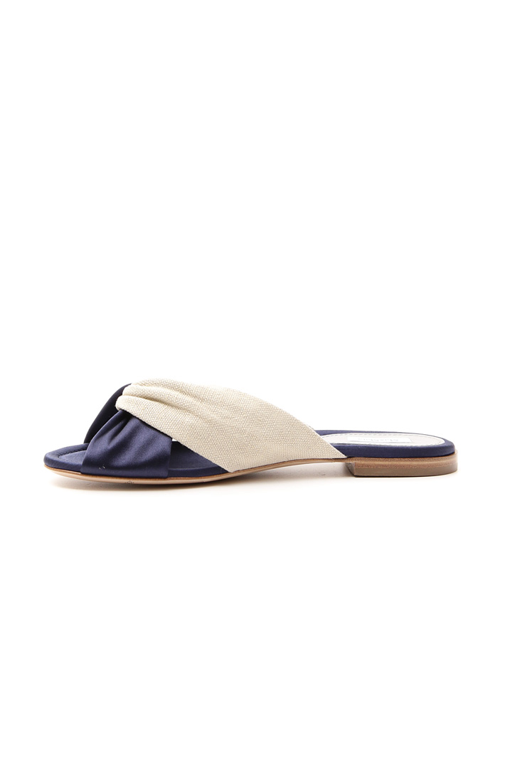 Cross flat sandals Intrend Cross flat sandals Intrend