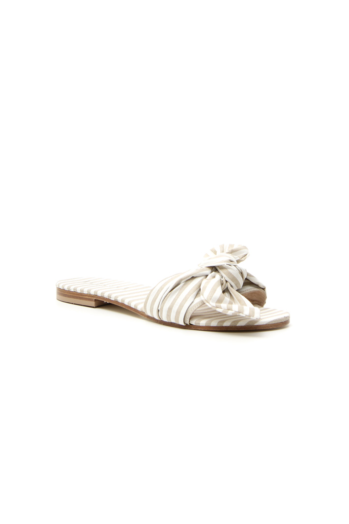 Slipper with bow Intrend Slipper with bow Intrend