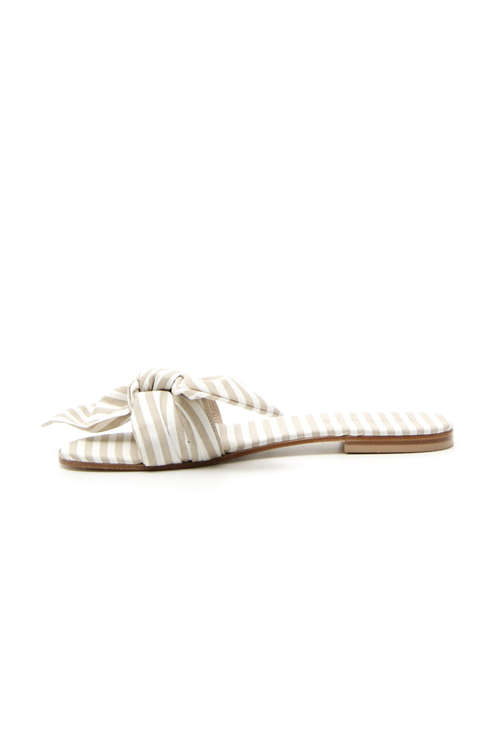 Slipper with bow Intrend Slipper with bow Intrend